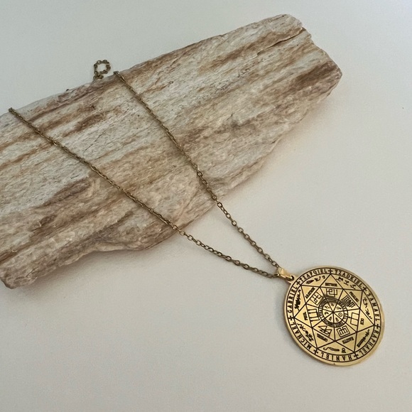 Protection Archangel Gold Necklace - Spiritual Medallion Necklace - Picture 8 of 11